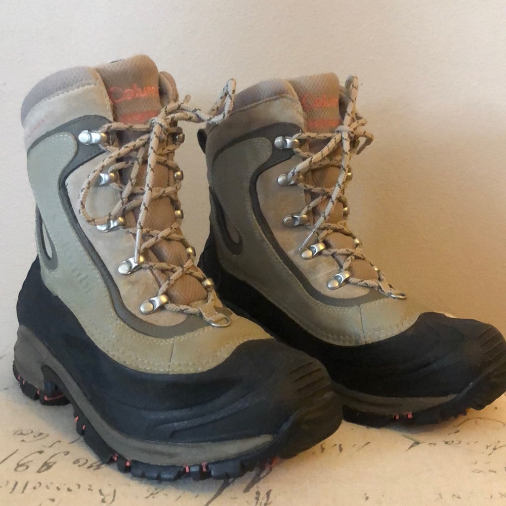Columbia Omni-heat Techlite Snow Boot 200 grams